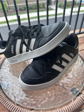 Adidas Breaknet Court Black and White Low-Top Sneakers